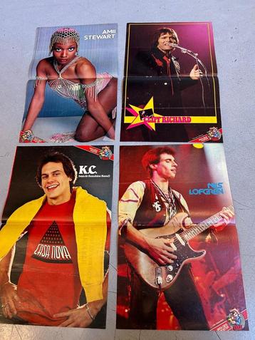 5 Varagids posters van diverse artiesten '70 beschikbaar voor biedingen