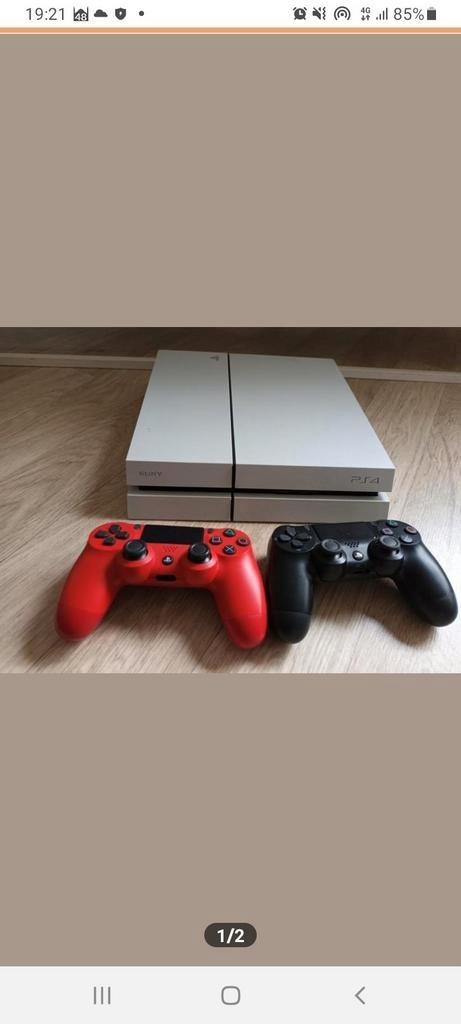 Ps4 console white, Spelcomputers en Games, Spelcomputers | Sony PlayStation 4, Zo goed als nieuw, Original, Met 2 controllers