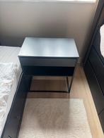 Ikea VIKHAMMER nachtkastje 60x39x65 cm zwart, Ophalen, Gebruikt, Minder dan 45 cm, 55 tot 70 cm