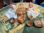 Leuke kleine mandjes voor bij je antieke pop, Ophalen of Verzenden