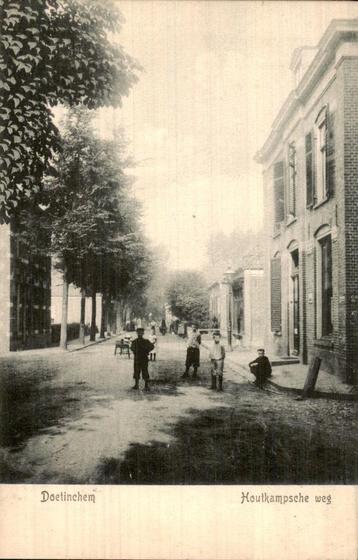 Doetinchem - Houtkampsche Weg - Straatbeeld beschikbaar voor biedingen