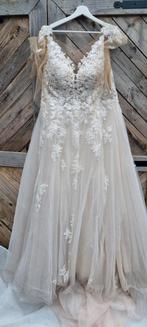 Trouwjurk nude blush ca. Maat 44, Ophalen of Verzenden, Gedragen, Beige, Trouwjurk