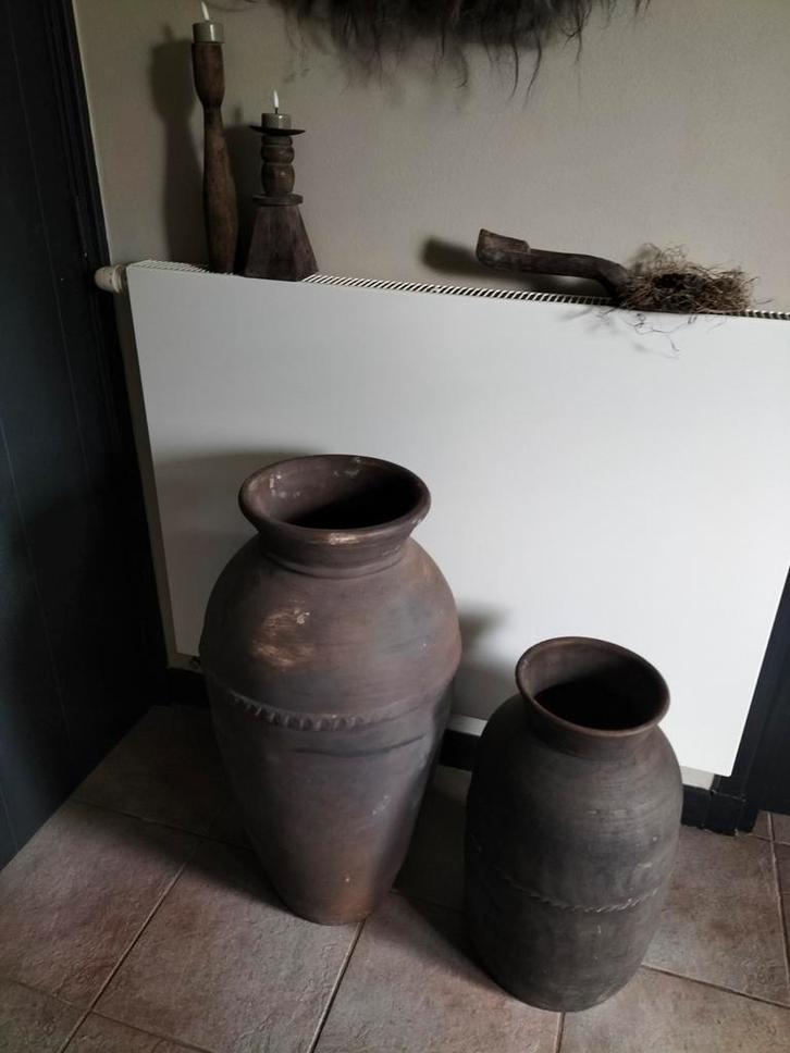 Stenen pot, Huis en Inrichting, Woonaccessoires | Vazen, Zo goed als nieuw, Overige kleuren, 75 cm of meer, Steen, Ophalen