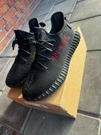 Yeezy 350 v2 black red, Ophalen of Verzenden, Zo goed als nieuw, Zwart