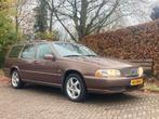 Volvo V70 2.5 2000 Sand-Stone pearl (nw APK), Voorwielaandrijving, Bruin, Metallic lak, 1600 kg
