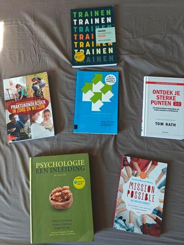 Set Toegepaste Psychologie studieboeken HvA 1e jaar TP beschikbaar voor biedingen