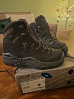 Nieuw in doos Lowa Renegade maat 42., Ophalen of Verzenden, Nieuw