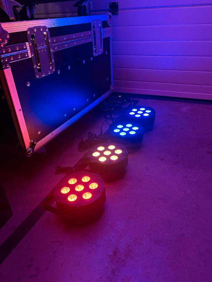 Set van 4 gloednieuwe led parren, Muziek en Instrumenten, Licht en Laser, Nieuw, Licht, Geluidgestuurd, Kleur, Stroboscoopeffect