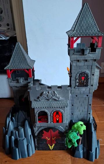 Playmobil Ridderkasteel met veel extra's beschikbaar voor biedingen