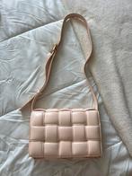 Bottega Veneta padded cassette peach, Sieraden, Tassen en Uiterlijk, Tassen | Damestassen, Ophalen of Verzenden, Zo goed als nieuw