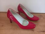 Pumps, Kleding | Dames, Schoenen, Pumps, Ophalen of Verzenden, Zo goed als nieuw, Rood