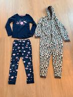 Pyama + onesie maat 134/140, Ophalen of Verzenden, Gebruikt, Meisje, Nacht- of Onderkleding