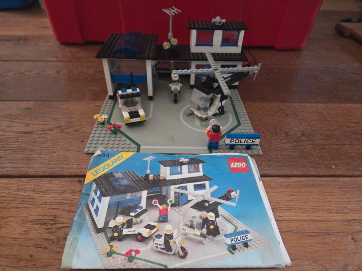 Lego 6384 Politiebureau Compleet + Boekje, Kinderen en Baby's, Speelgoed | Duplo en Lego, Ophalen of Verzenden