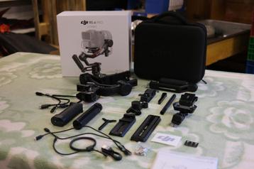 DJI RS4 Pro Combo beschikbaar voor biedingen