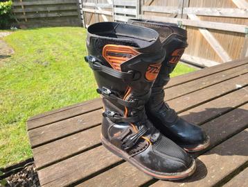 Motorlaarzen cross / enduro. Maat 43/44. beschikbaar voor biedingen