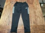 Trainingsbroek Adidas maat 140, Ophalen of Verzenden, Zo goed als nieuw, Jongen
