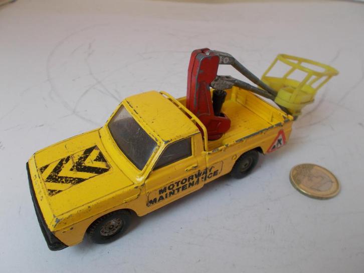 Corgi 413-B MAZDA B-1600 PICK-UP *1975* (Opknapper.), Hobby en Vrije tijd, Modelauto's | 1:32, Gebruikt, Auto, Corgi, Ophalen of Verzenden
