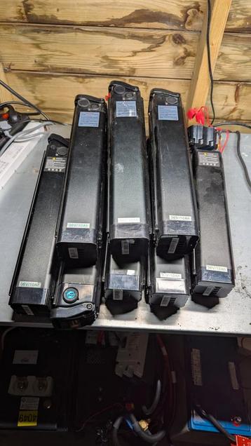 8 +3 ongeteste 360Wh Lithium accu's met 18650 cellen beschikbaar voor biedingen