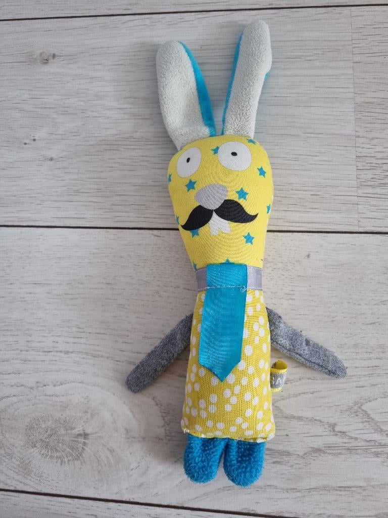 Handmade knuffel - meneer snor, Ophalen of Verzenden, Zo goed als nieuw, Overige typen