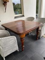Houten eettafel antiek, Ophalen