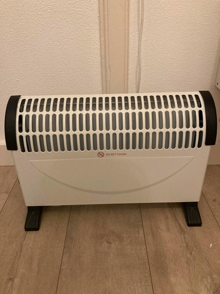Intertek elektrische convector kachel z.g.a.n., Doe-het-zelf en Verbouw, Verwarming en Radiatoren, Zo goed als nieuw, Kachel, 30 tot 80 cm