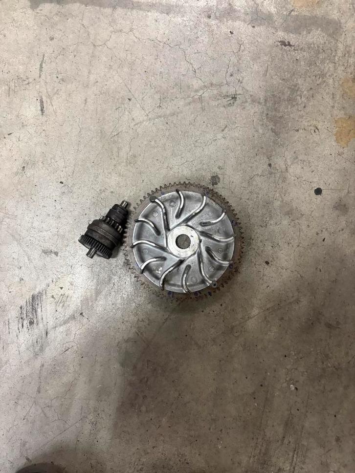 Piaggio skipper 125cc 76 tands starterkrans origineel, Motoren, Tuning en Styling, Ophalen