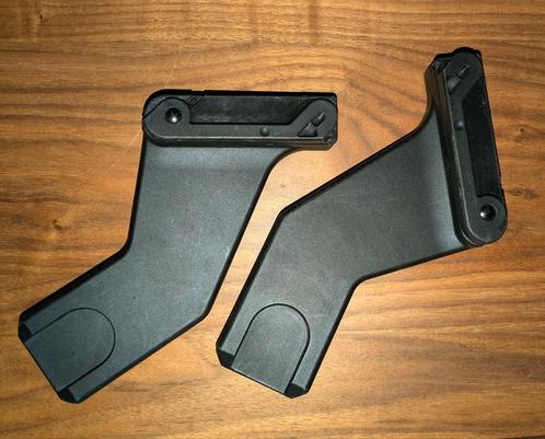 Adapters voor autostoeltje en Mutsy kinderwagen (iGo en i2), Kinderen en Baby's, Kinderwagens en Combinaties, Zo goed als nieuw
