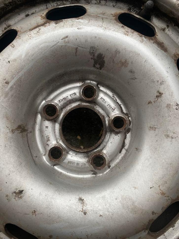 Stalen Velg grijs 195/65 R15 6Jx15H2 ET38 steek 5x100, Auto diversen, Overige Auto diversen, Ophalen
