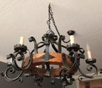 Grote vintage gietijzeren 6-arms kroonluchter Ø 90 cm, Huis en Inrichting, Lampen | Kroonluchters, Ophalen, Gebruikt, Hout