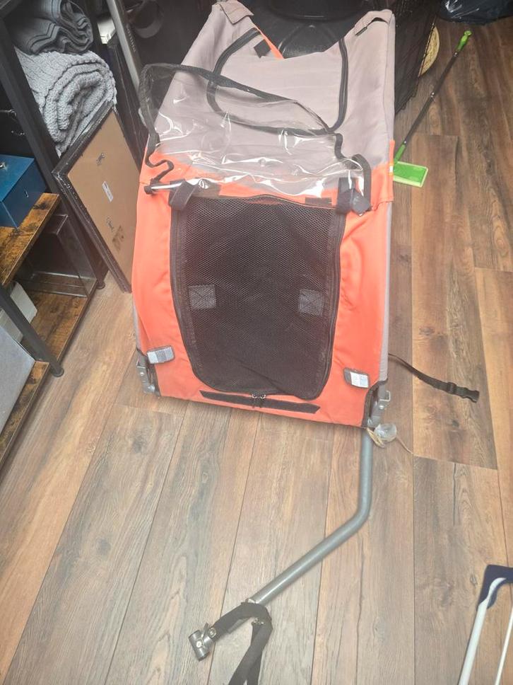 Fietskar - Hondenkar, Fietsen en Brommers, Fietsaccessoires | Aanhangers en Karren, Gebruikt, Hondenkar, 20 tot 40 kg, Opvouwbaar