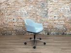 Meerdere Vitra Softshell bij TheReSales, Huis en Inrichting, Stoelen, Blauw, Ophalen of Verzenden, Zo goed als nieuw, Metaal