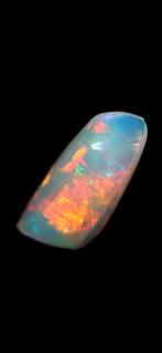 0,85 karaat belemniet kristal opaal, Verzamelen, Mineralen en Fossielen, Ophalen of Verzenden