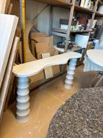 Side table organische vorm beige, Huis en Inrichting, Tafels | Sidetables, Ophalen, Japandi, Overige materialen, 100 tot 150 cm