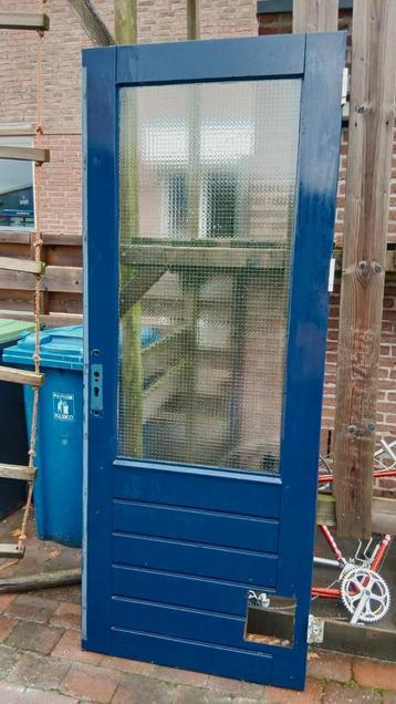 Schuurdeur met veiligheidsglas beschikbaar voor biedingen