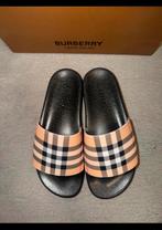 Burberry slippers(maat 41), Ophalen of Verzenden, Zo goed als nieuw, Zwart