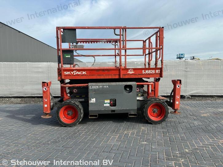 Skyjack SJ6826RT hoogwerker 4x4 Diesel, Zakelijke goederen, Machines en Bouw | Liften, Steigers en Ladders