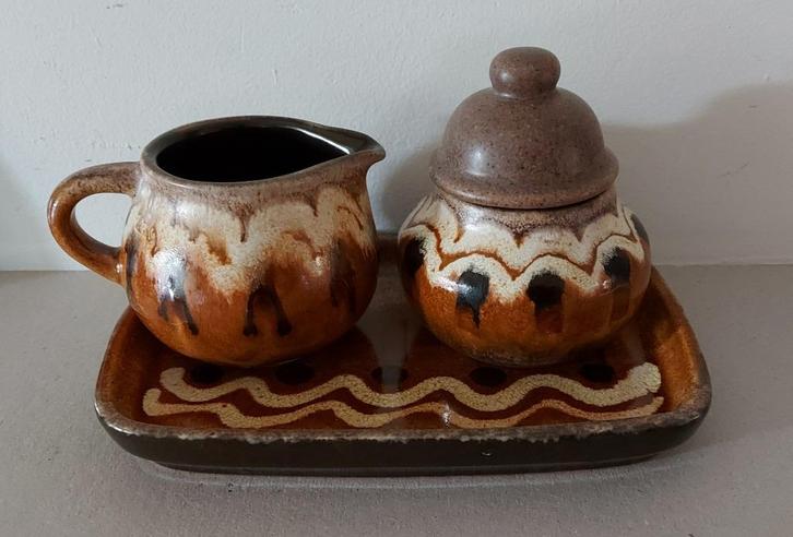 Retro keramiek W Germany Jasba melk en suiker setje, Antiek en Kunst, Antiek | Keramiek en Aardewerk, Ophalen of Verzenden