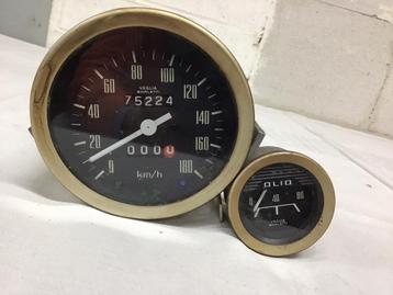 Fiat 850 Spider, 1e Prima series, snelheidsmeter en oliedruk beschikbaar voor biedingen