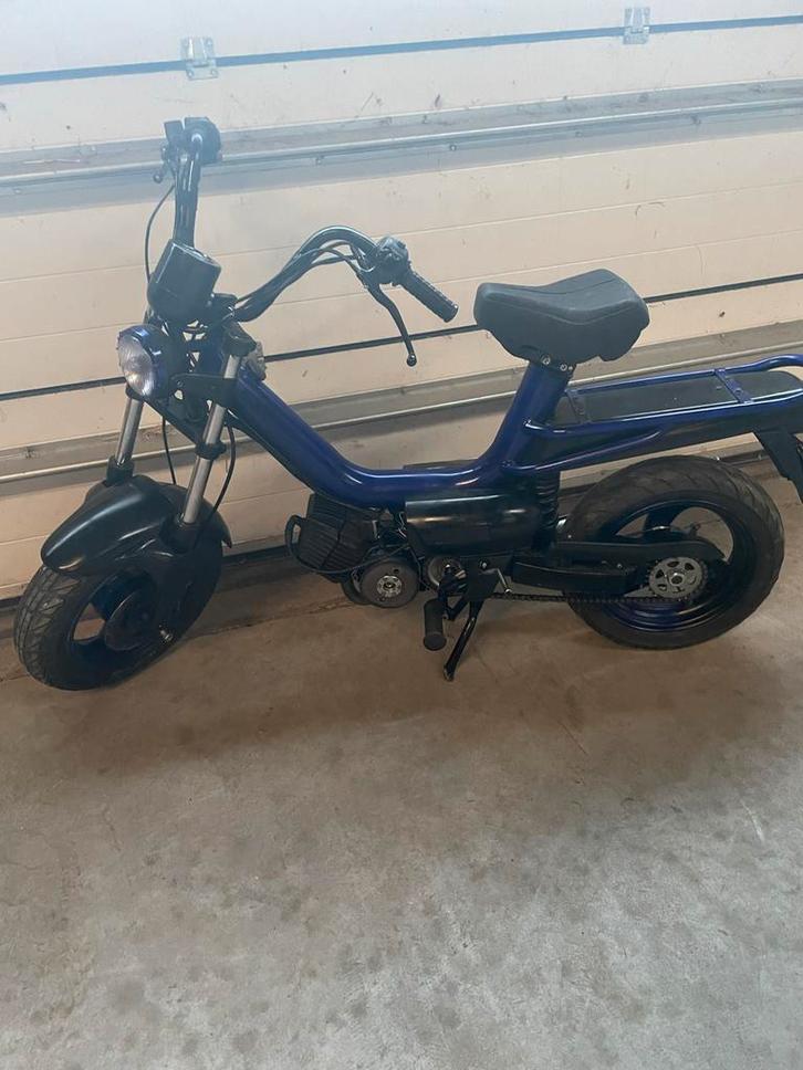 Tomos Youngster 50cc geel kenteken, Fietsen en Brommers, Brommers | Tomos, Gebruikt, Overige modellen, Maximaal 45 km/u, Ophalen