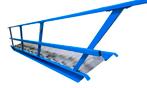 Stalen trap ca 280cm 2.80m. Rechte steektrap smal, blauw., Doe-het-zelf en Verbouw, Ladders en Trappen, Ophalen, Gebruikt, Trap