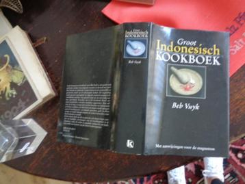 GROOT  INDONESISCH KOOKBOEK... Beb Vuyk  beschikbaar voor biedingen