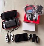 Nintendo Switch OLED wit, Spelcomputers en Games, Spelcomputers | Nintendo Switch, Verzenden, Zo goed als nieuw, Met 1 controller