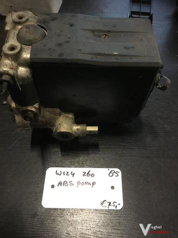 Mercedes w124 abs pomp 1986 2.6 benzine beschikbaar voor biedingen