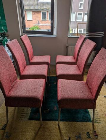 Kamer stoelen met stalen poten