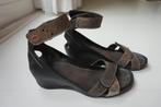 Wolky sandalen grijs maat 37 met klittenband - Boho stijl, Kleding | Dames, Schoenen, Wolky, Zo goed als nieuw, Grijs, Sandalen of Muiltjes