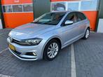 Volkswagen Polo 1.0 Comfortline | CLIMA | Cruise | Navi, Voorwielaandrijving, Stof, Handgeschakeld, Grijs