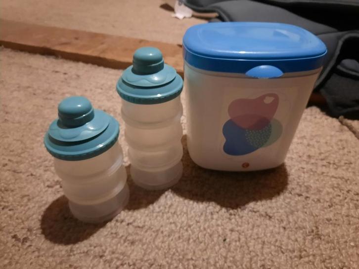 Melkpoedervorraad en Melkpoeder toren, Kinderen en Baby's, Babyvoeding en Toebehoren, Zo goed als nieuw, Overige typen, Ophalen of Verzenden