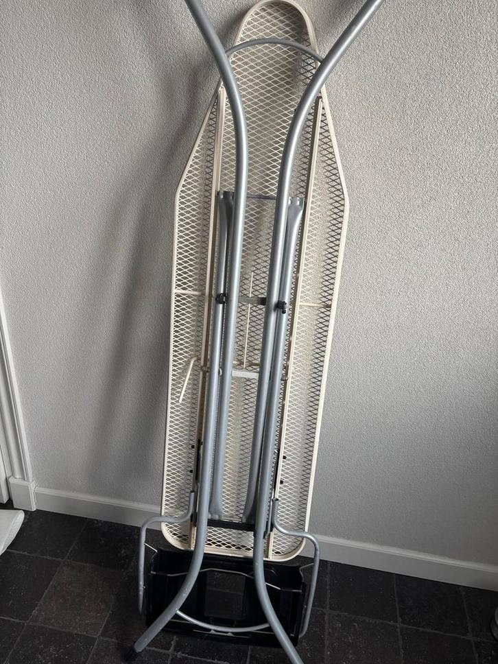 Brabantia Strijkplank, Witgoed en Apparatuur, Strijkijzers en Strijkplanken, Gebruikt, Ophalen
