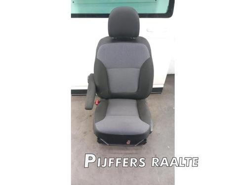 Stoel links van een Opel Vivaro, Auto-onderdelen, Interieur en Bekleding, Opel, Gebruikt