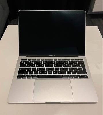 Macbook Pro 13 inch (2017) in nette staat